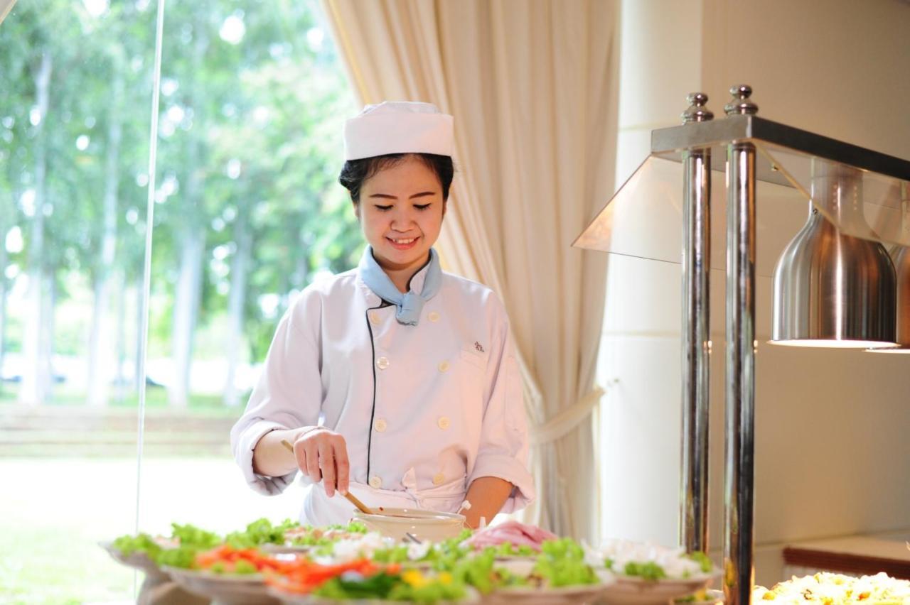 Tawa Ravadee Resort Prachinburi, A Member Of Worldhotels Distinctive Si Maha Phot Ngoại thất bức ảnh